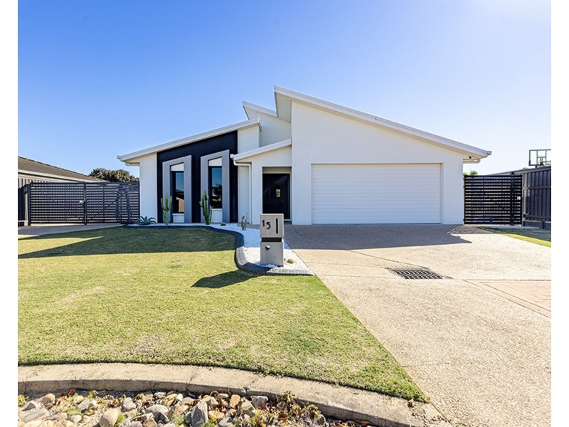 15 Eros Court, Ooralea QLD 4740