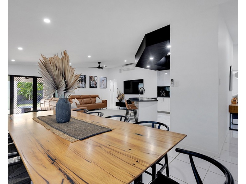 15 Eros Court, Ooralea QLD 4740