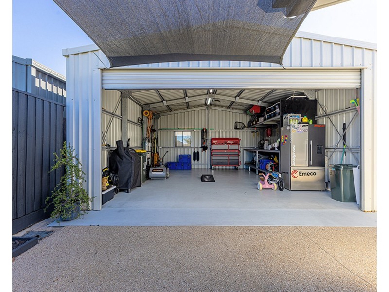 15 Eros Court, Ooralea QLD 4740