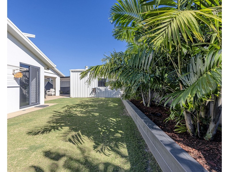 15 Eros Court, Ooralea QLD 4740
