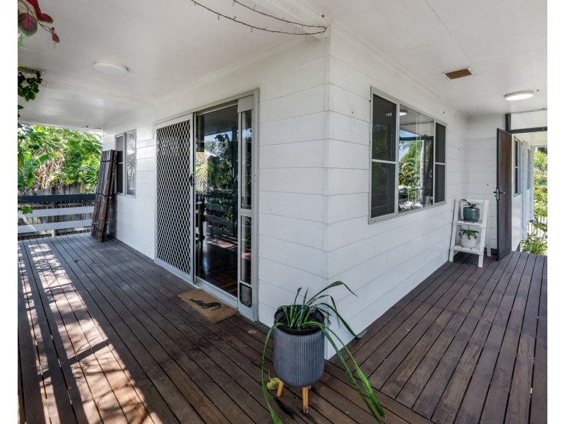 64 Mango Avenue, Eimeo QLD 4740