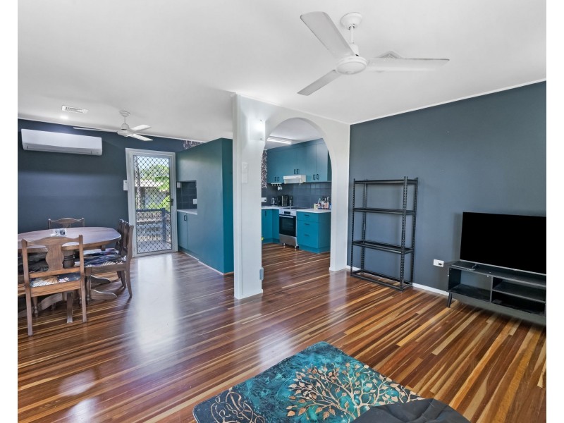 64 Mango Avenue, Eimeo QLD 4740