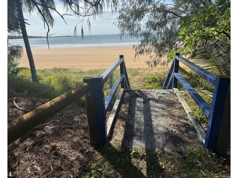 122 The Esplande, Grasstree Beach QLD 4740