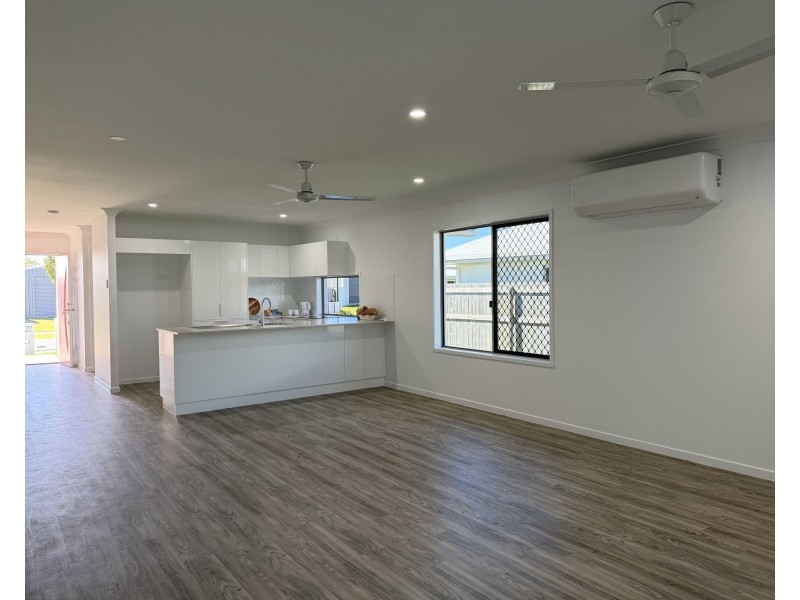 25 Devereux Street, Rural View QLD 4740