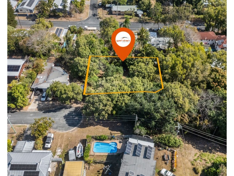 1 Kingfisher Street, Slade Point QLD 4740
