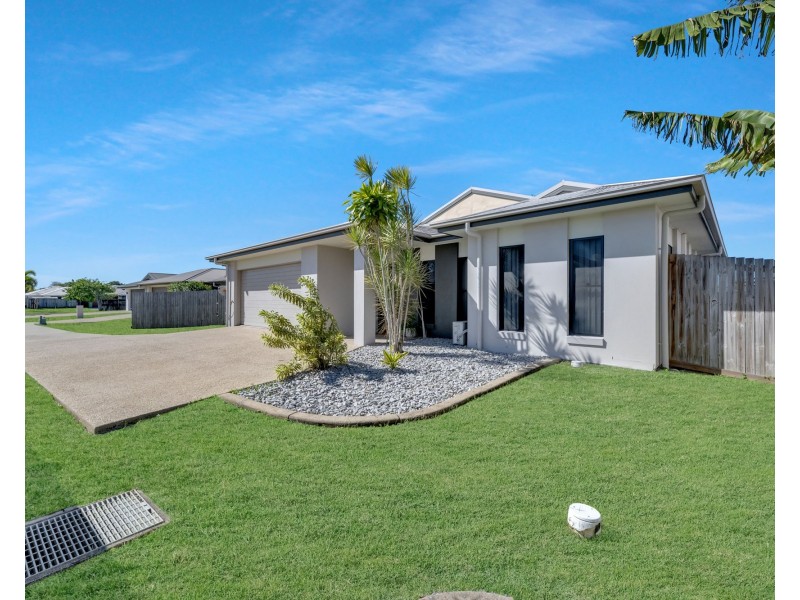 11 Kingslea Court, Ooralea QLD 4740