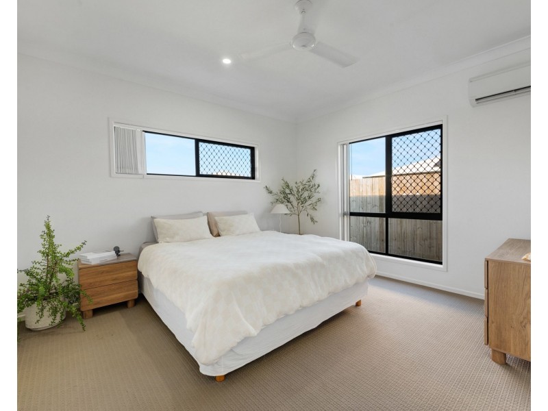 11 Kingslea Court, Ooralea QLD 4740