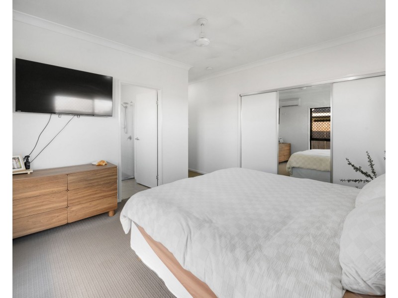 11 Kingslea Court, Ooralea QLD 4740