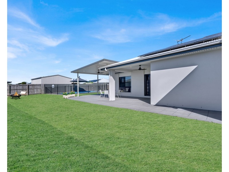 11 Kingslea Court, Ooralea QLD 4740