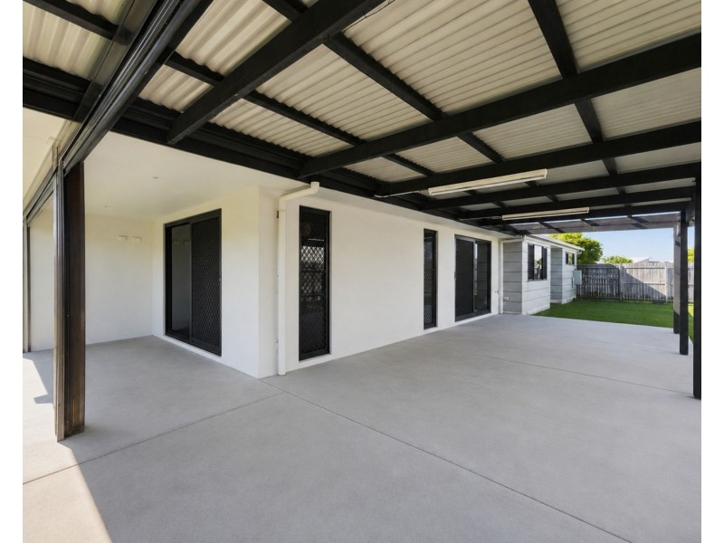 17 Kingslea Court, Ooralea QLD 4740