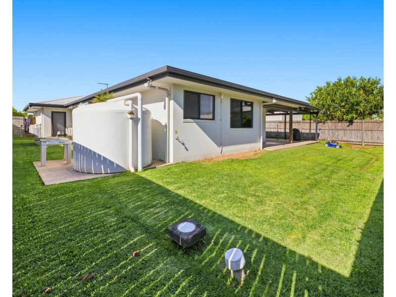 17 Kingslea Court, Ooralea QLD 4740