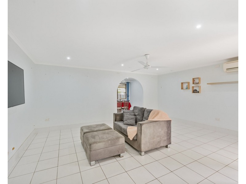 4 Hillside Terrace, Mount Pleasant QLD 4740