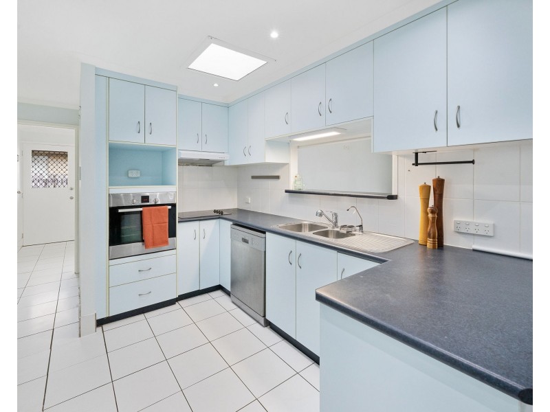 4 Hillside Terrace, Mount Pleasant QLD 4740