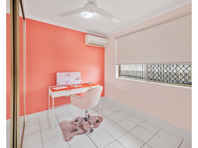 4 Hillside Terrace, Mount Pleasant QLD 4740