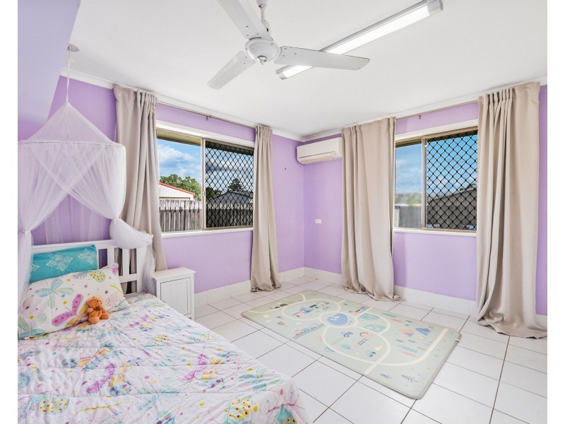 4 Hillside Terrace, Mount Pleasant QLD 4740