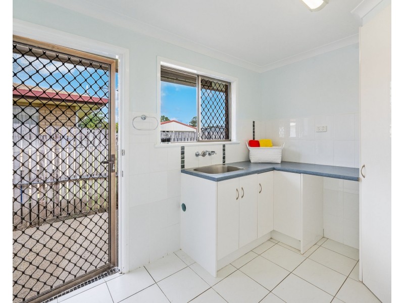 4 Hillside Terrace, Mount Pleasant QLD 4740