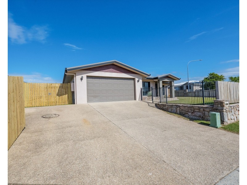 1 Hawkins Street, Bucasia QLD 4750