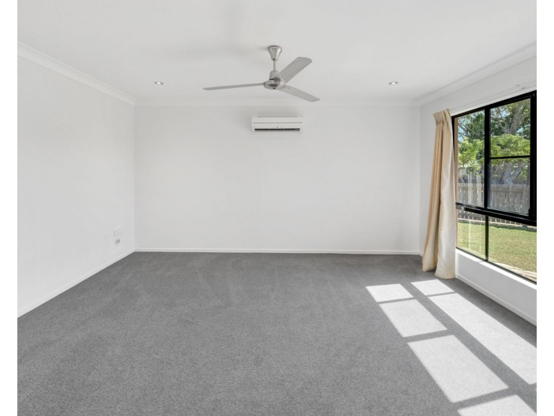 1 Hawkins Street, Bucasia QLD 4750