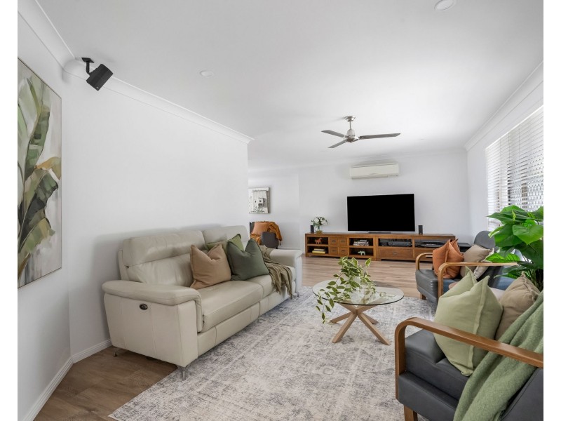 5 Hillcrest Street, Eimeo QLD 4740