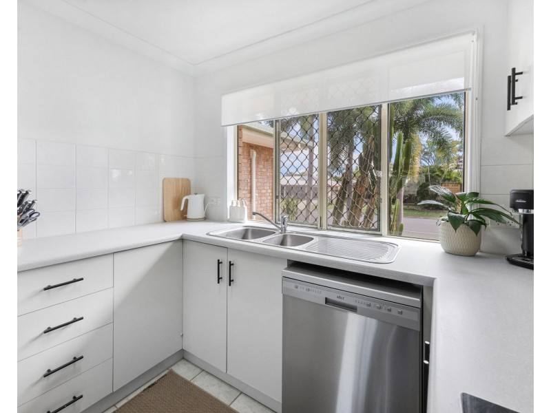 59 Broomdykes Drive, Beaconsfield QLD 4740