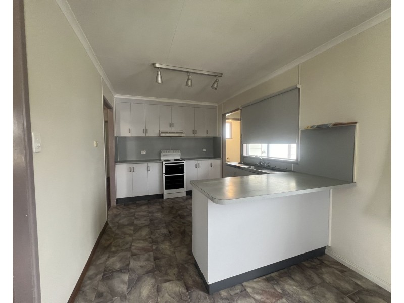45 Hoey Street, Mackay QLD 4740