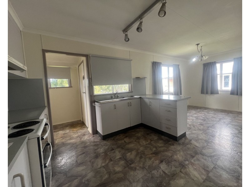 45 Hoey Street, Mackay QLD 4740