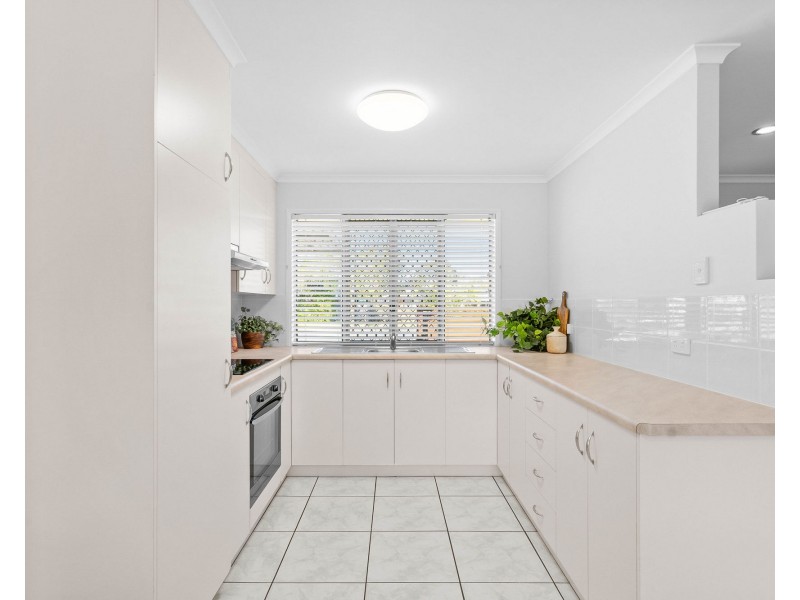 7 Cabbage Tree Road, Andergrove QLD 4740