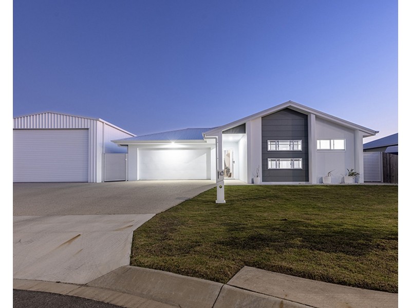 10 Jabiru Circuit, Rural View QLD 4740