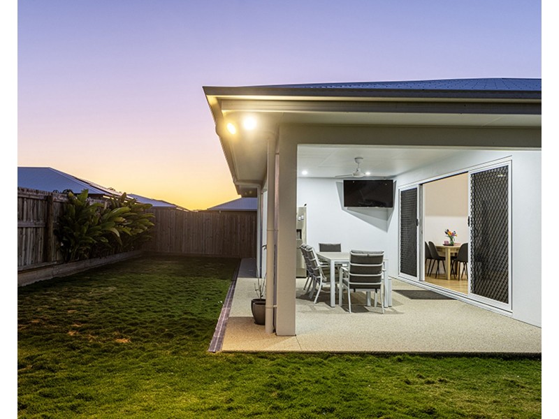 10 Jabiru Circuit, Rural View QLD 4740