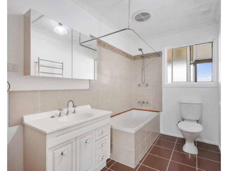 2 Audrena Street, Hay Point QLD 4740