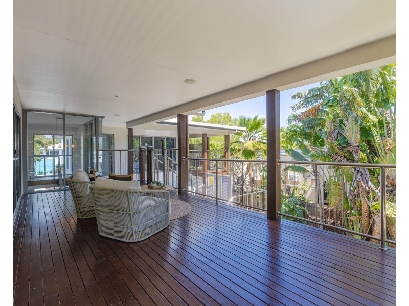 15 Seafarer Court, Blacks Beach QLD 4740