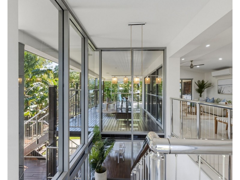 15 Seafarer Court, Blacks Beach QLD 4740