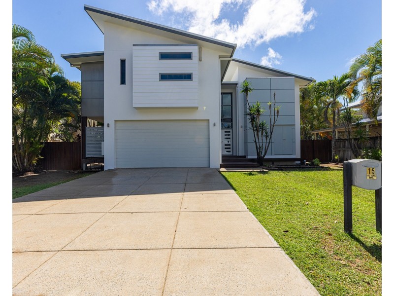 15 Seafarer Court, Blacks Beach QLD 4740