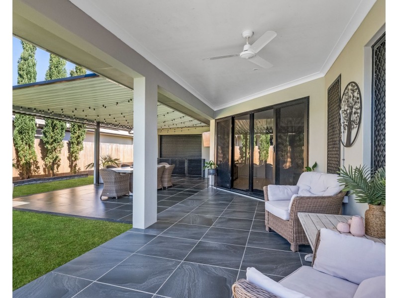 42 Stone Drive, Bucasia QLD 4750