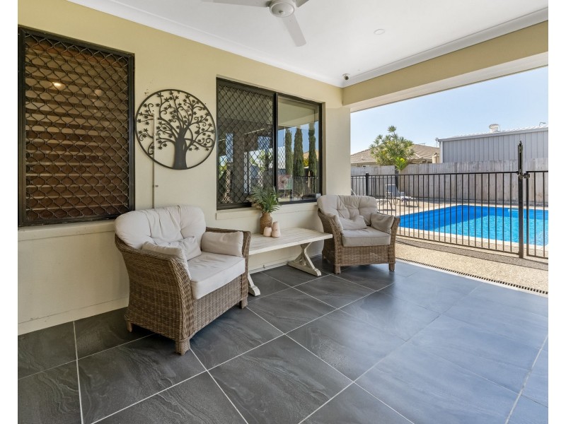 42 Stone Drive, Bucasia QLD 4750
