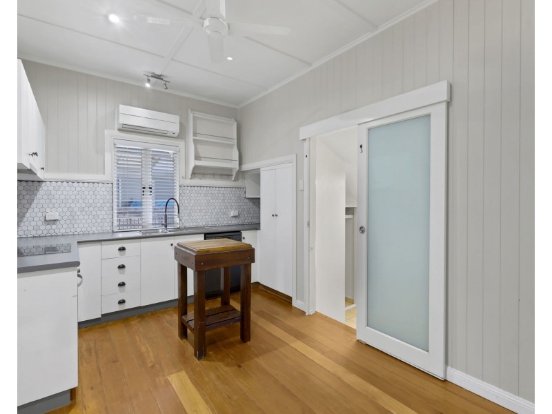 14 Hunter Street, West Mackay QLD 4740