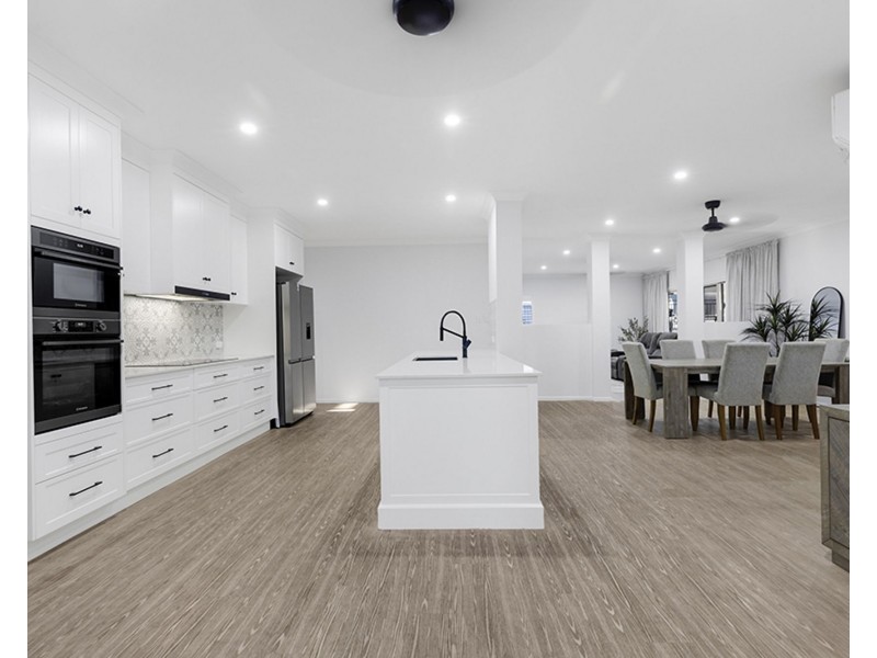 4 Francey Drive, Glenella QLD 4740