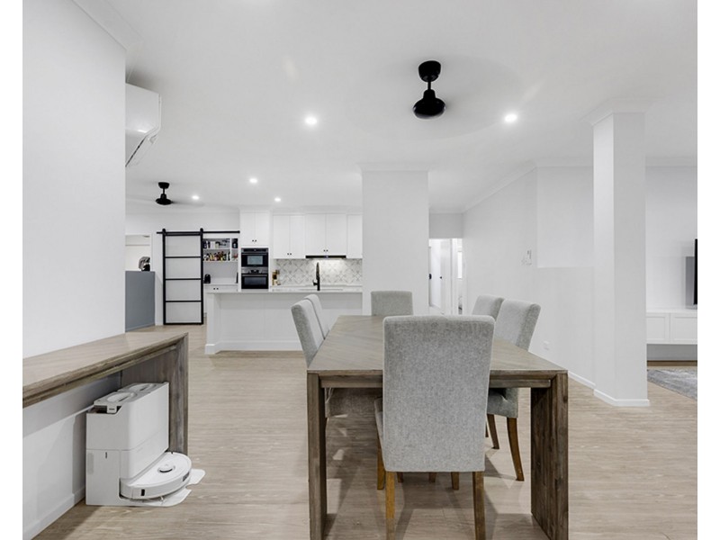 4 Francey Drive, Glenella QLD 4740