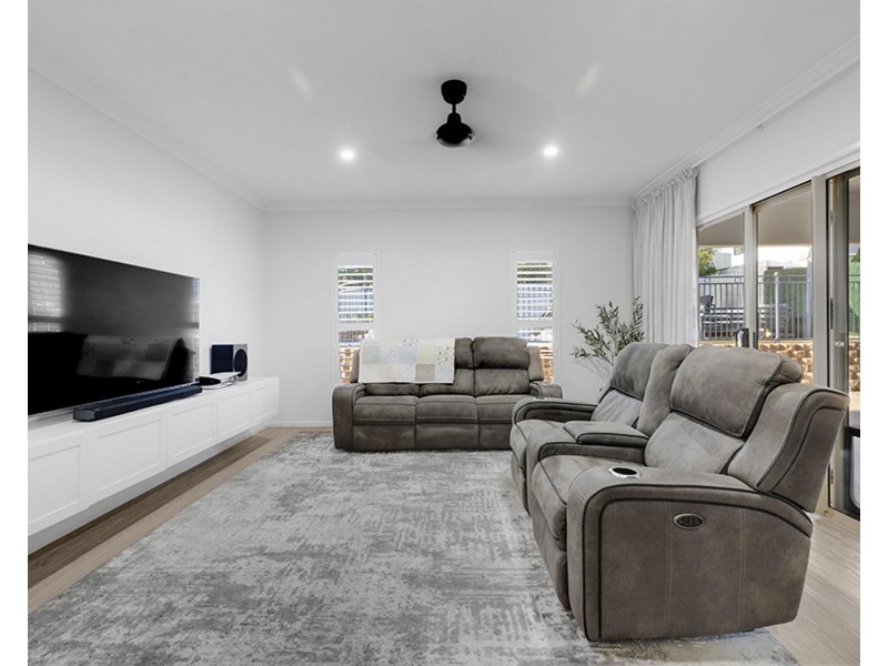 4 Francey Drive, Glenella QLD 4740