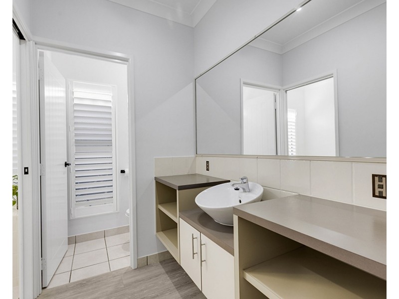4 Francey Drive, Glenella QLD 4740
