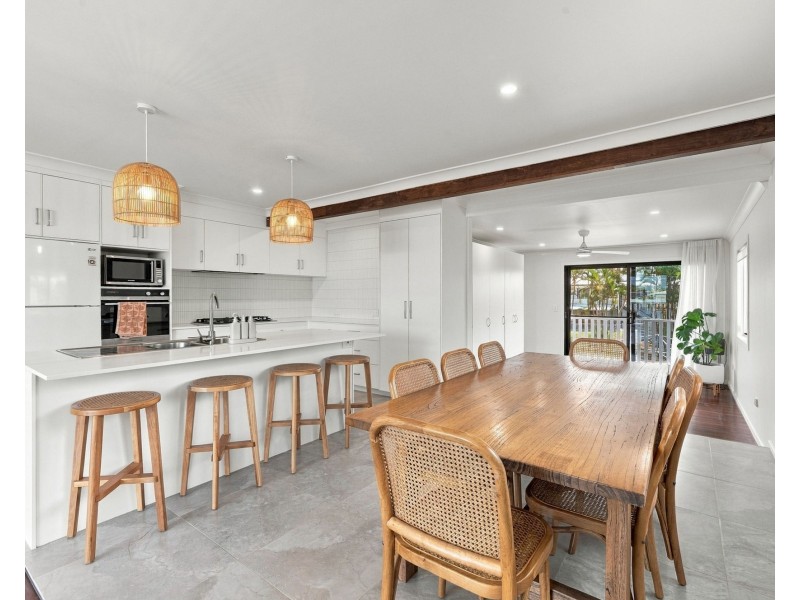 14 Chauvel Street, South Mackay QLD 4740