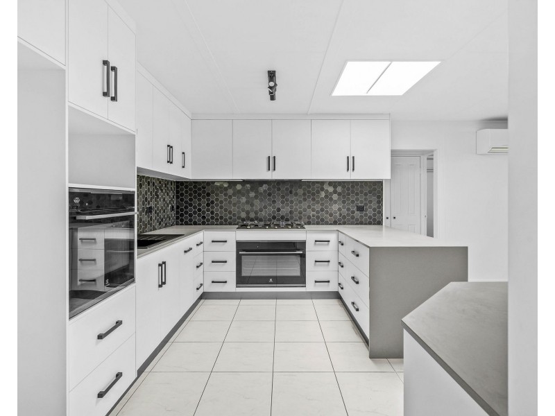 16 Cavanagh Drive, Blacks Beach QLD 4740