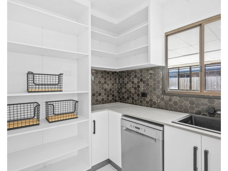 16 Cavanagh Drive, Blacks Beach QLD 4740