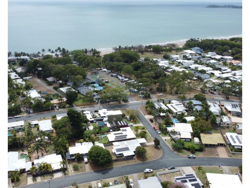 16 Cavanagh Drive, Blacks Beach QLD 4740