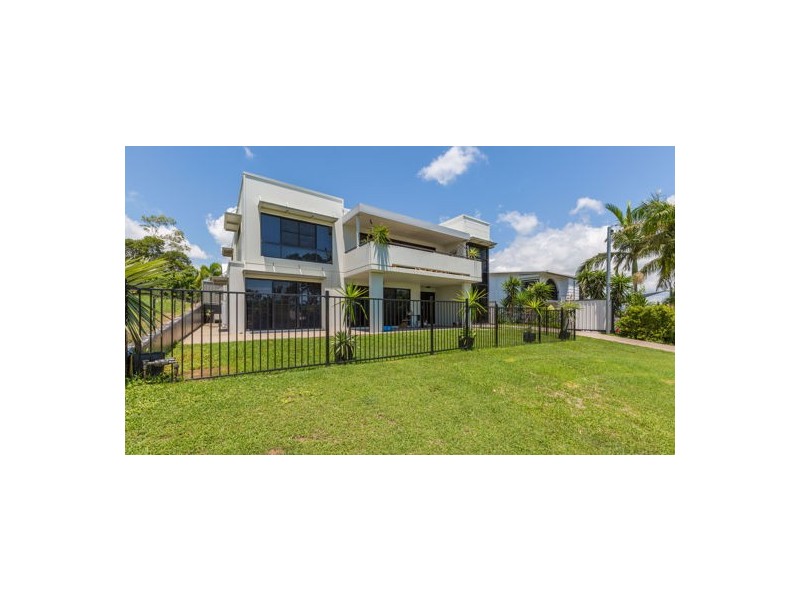 5 MacKenzie Street, Eimeo QLD 4740