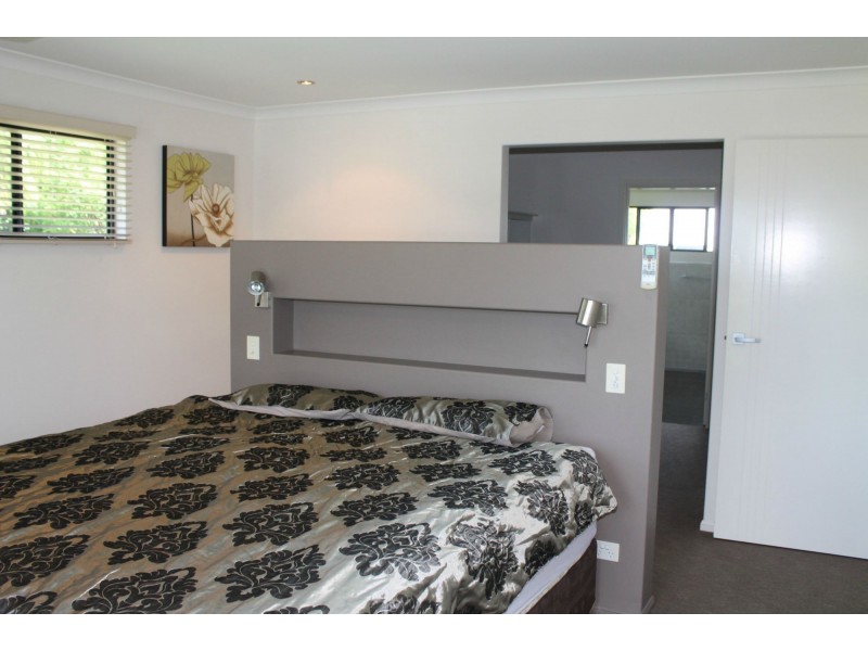 5 MacKenzie Street, Eimeo QLD 4740
