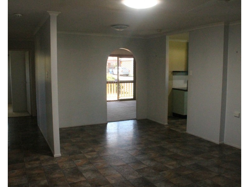 5 Crispin Drive, Mount Pleasant QLD 4740