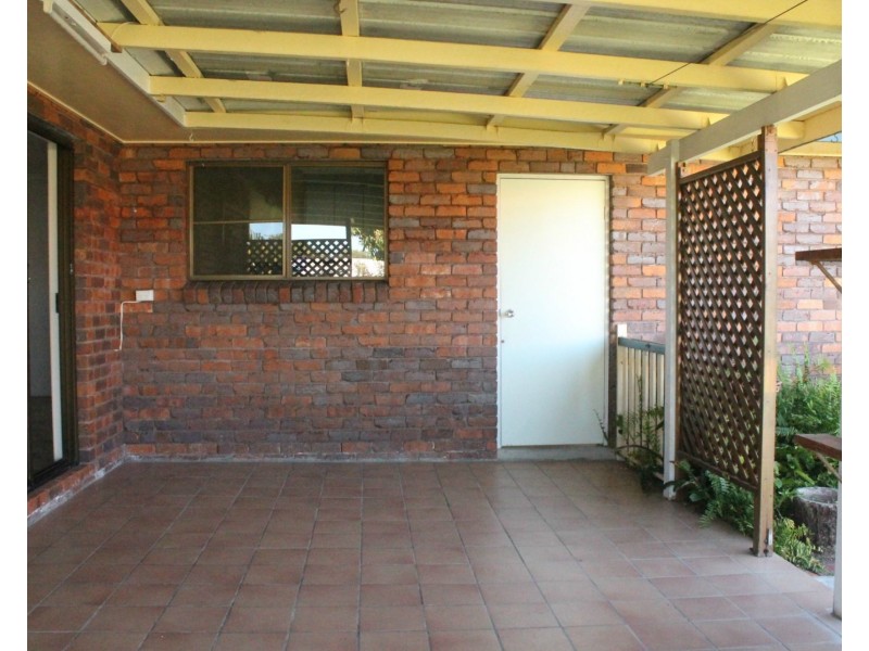 5 Crispin Drive, Mount Pleasant QLD 4740