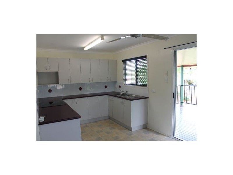 9 Fernleigh Street, Andergrove QLD 4740