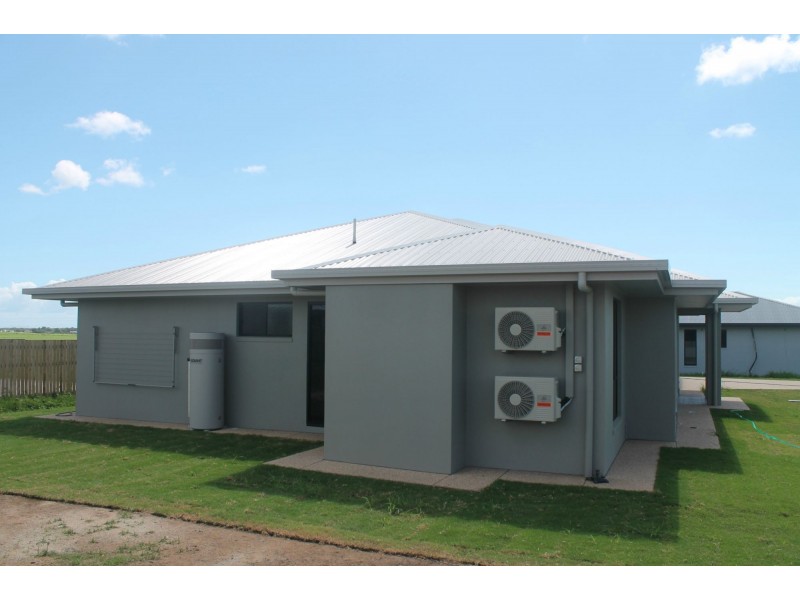 14 Dexter Court, Mount Pleasant QLD 4740